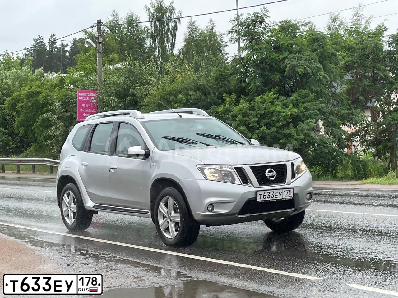 Фото автомобиля NISSAN TERRANO, 2015 — госномер Т633ЕУ178. Цвет: СЕРЕБРИСТЫЙ