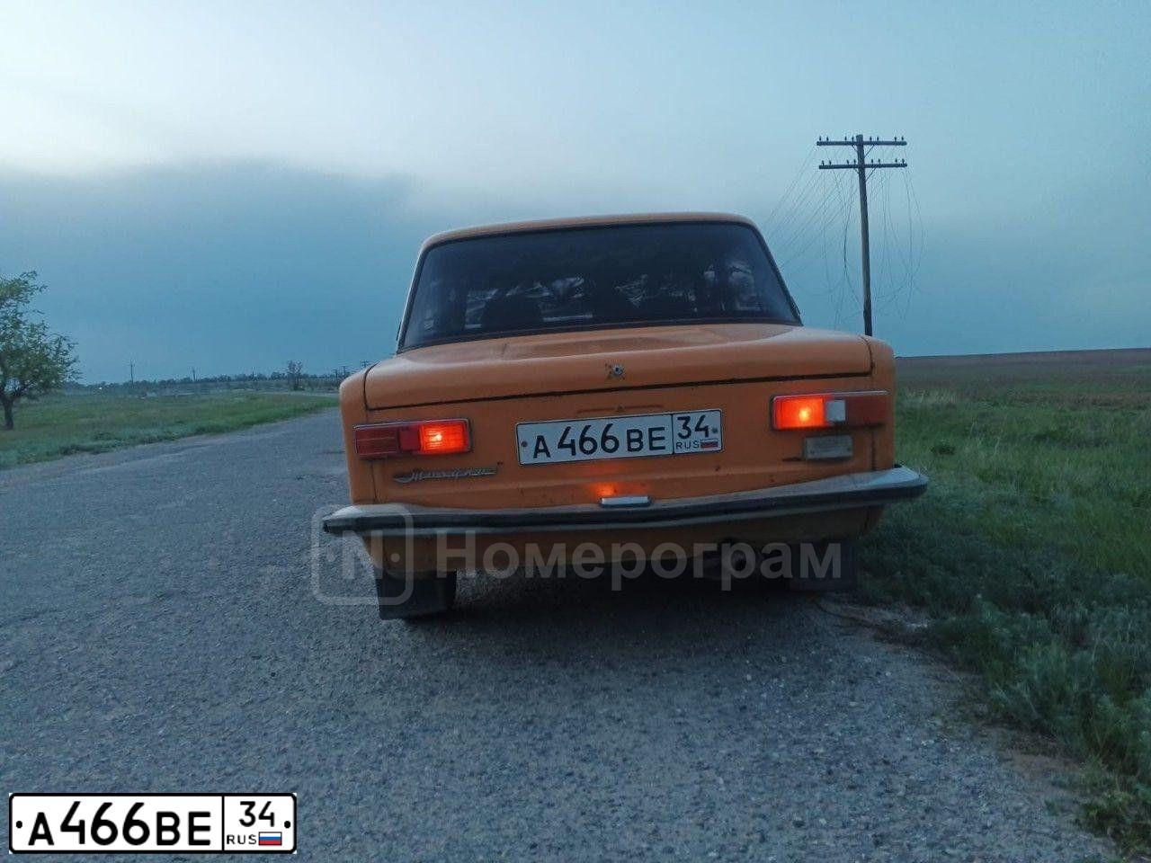 Фото автомобиля LADA 2109 SAMARA, 2001 — госномер А466ВЕ34. Цвет: ТЕМНЫЙ СЕРО СИНИЙ МЕТАЛЛИК