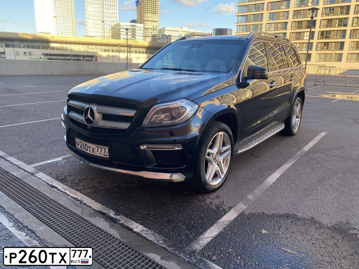 Фото автомобиля MERCEDES GL-KLASSE, 2013 — госномер Т840УК77. Цвет: ЧЕРНЫЙ
