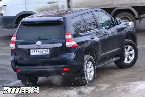 Фото автомобиля TOYOTA LANDCRUISER, 2013 — госномер К777ЕВ163. Цвет: ТЕМНО-СЕРЫЙ