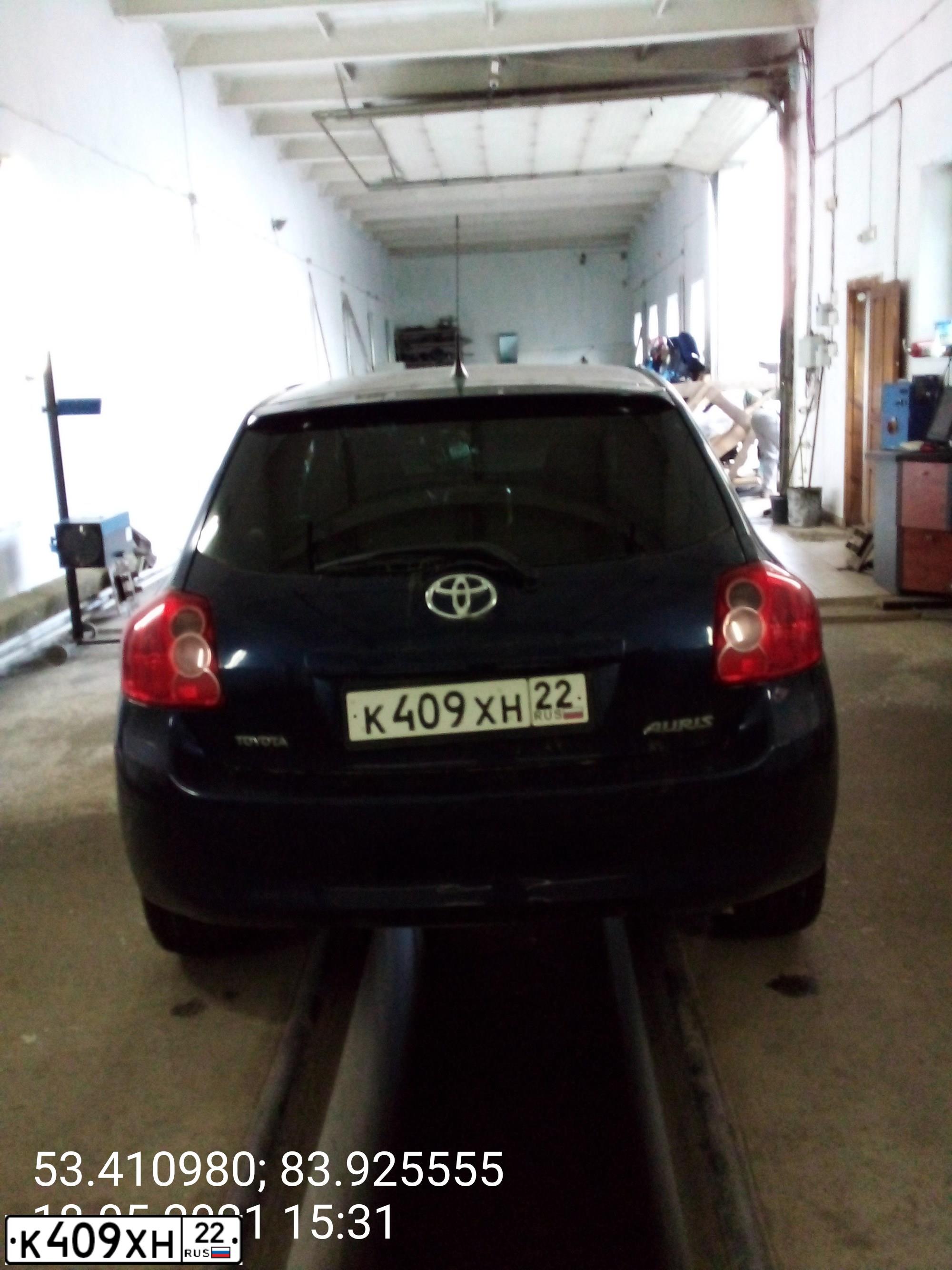 Фото автомобиля TOYOTA AURIS, 2007 — госномер К409ХН22. Цвет: ТЕМНО-СИНИЙ
