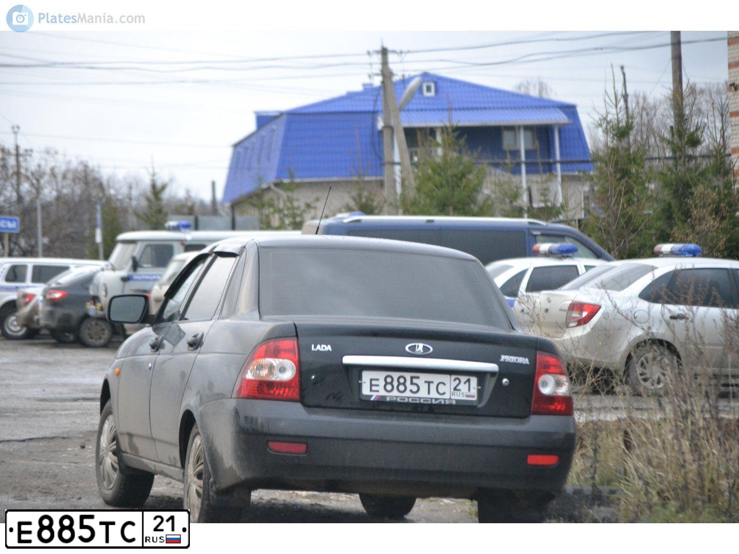 Фото автомобиля LADA 2170 PRIORA, 2013 — госномер В039ХС21. Цвет: Сине-Черный
