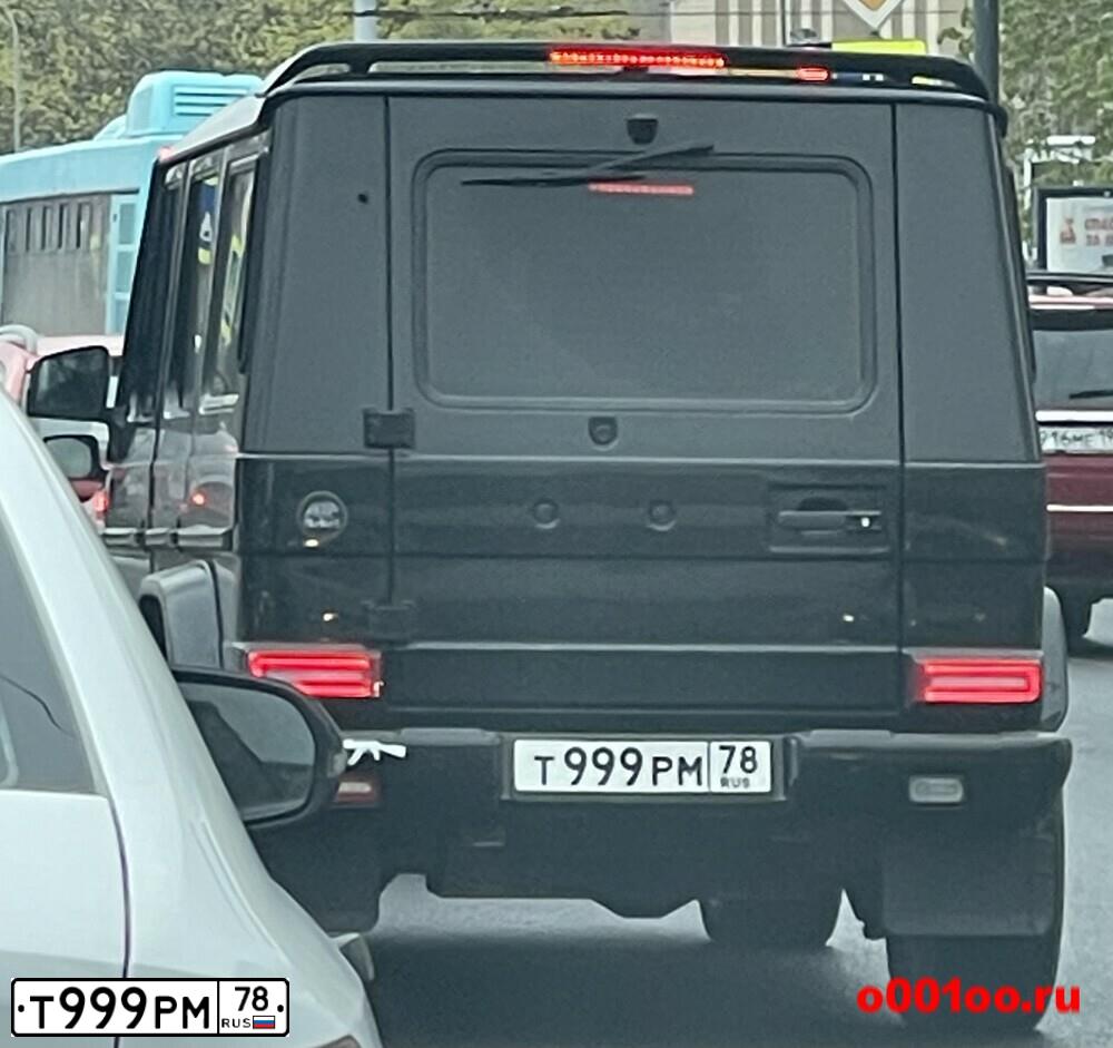 Фото автомобиля TOYOTA LANDCRUISER 200, 2008 — госномер Т999РМ78. Цвет: ЧЕРНЫЙ