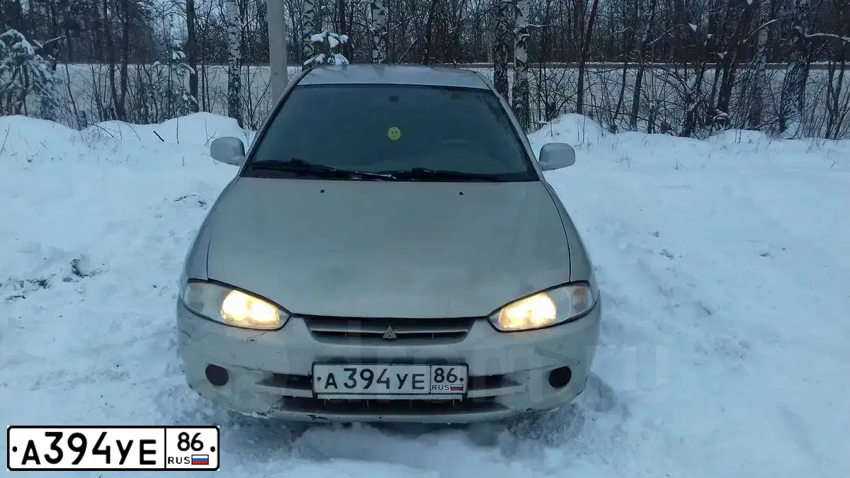 Фото автомобиля MITSUBISHI COLT, 2001 — госномер Р789ЕА40. Цвет: СЕРЫЙ