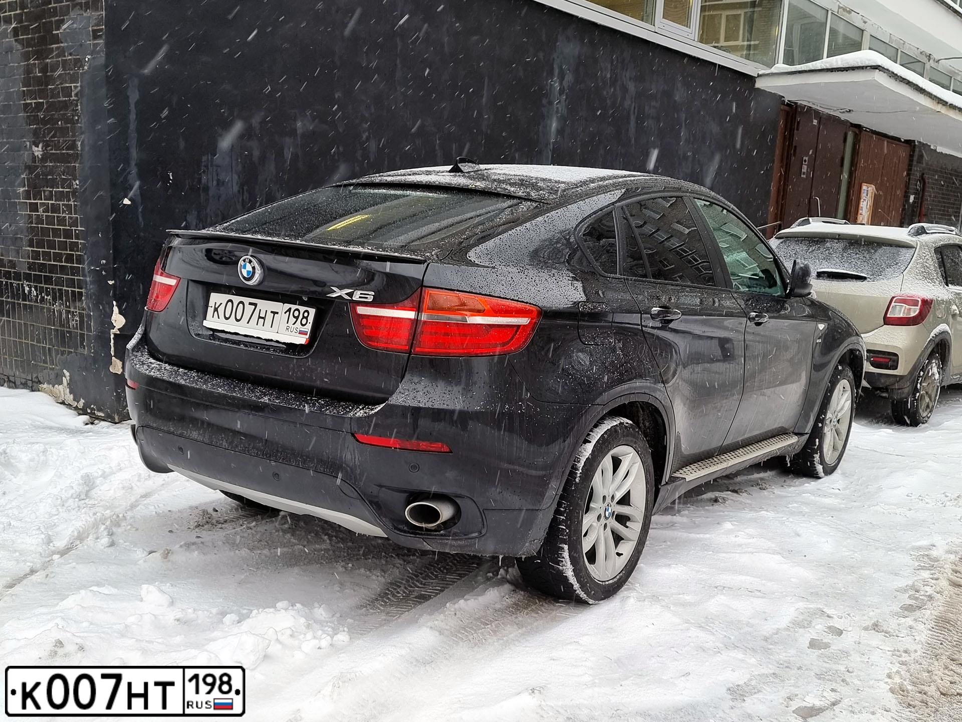 Фото автомобиля RENAULT ARKANA, 2020 — госномер К007НТ198. Цвет: ЧЕРНЫЙ