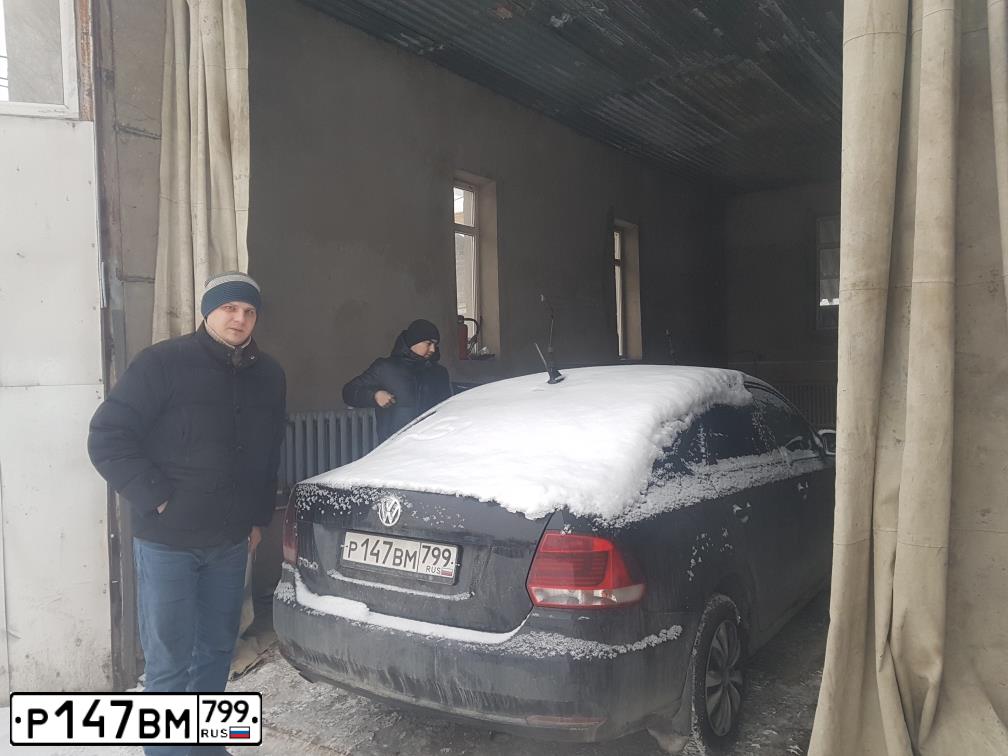 Фото автомобиля VOLKSWAGEN POLO, 2017 — госномер Е319СС702. Цвет: ЧЕРНЫЙ