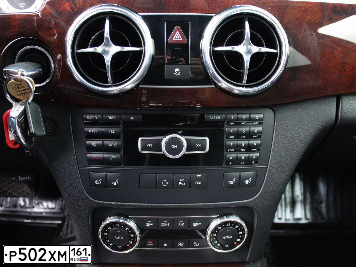 Фото автомобиля MERCEDES GLK-KLASSE, 2014 — госномер М007СН61. Цвет: Белый