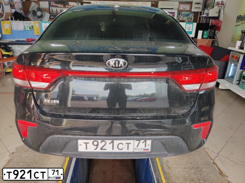Фото автомобиля HYUNDAI SOLARIS, 2012 — госномер О876УР116. Цвет: ФИОЛЕТОВЫЙ