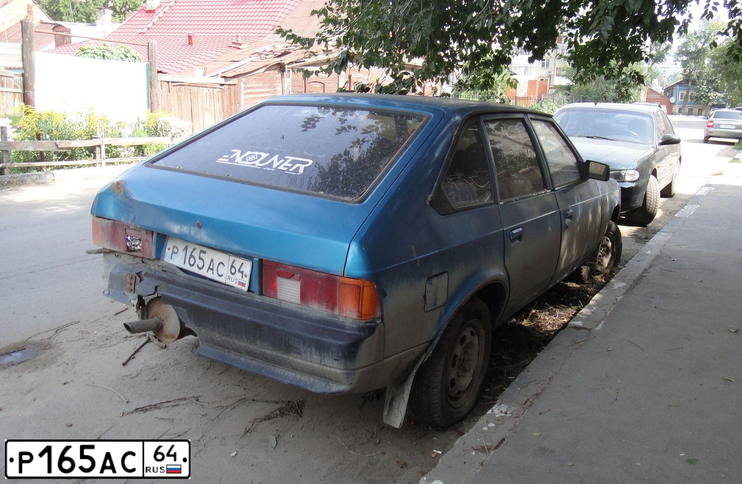 Фото автомобиля FORD FOCUS, 2004 — госномер М256ОР82. Цвет: ТЕМНО СИНИЙ