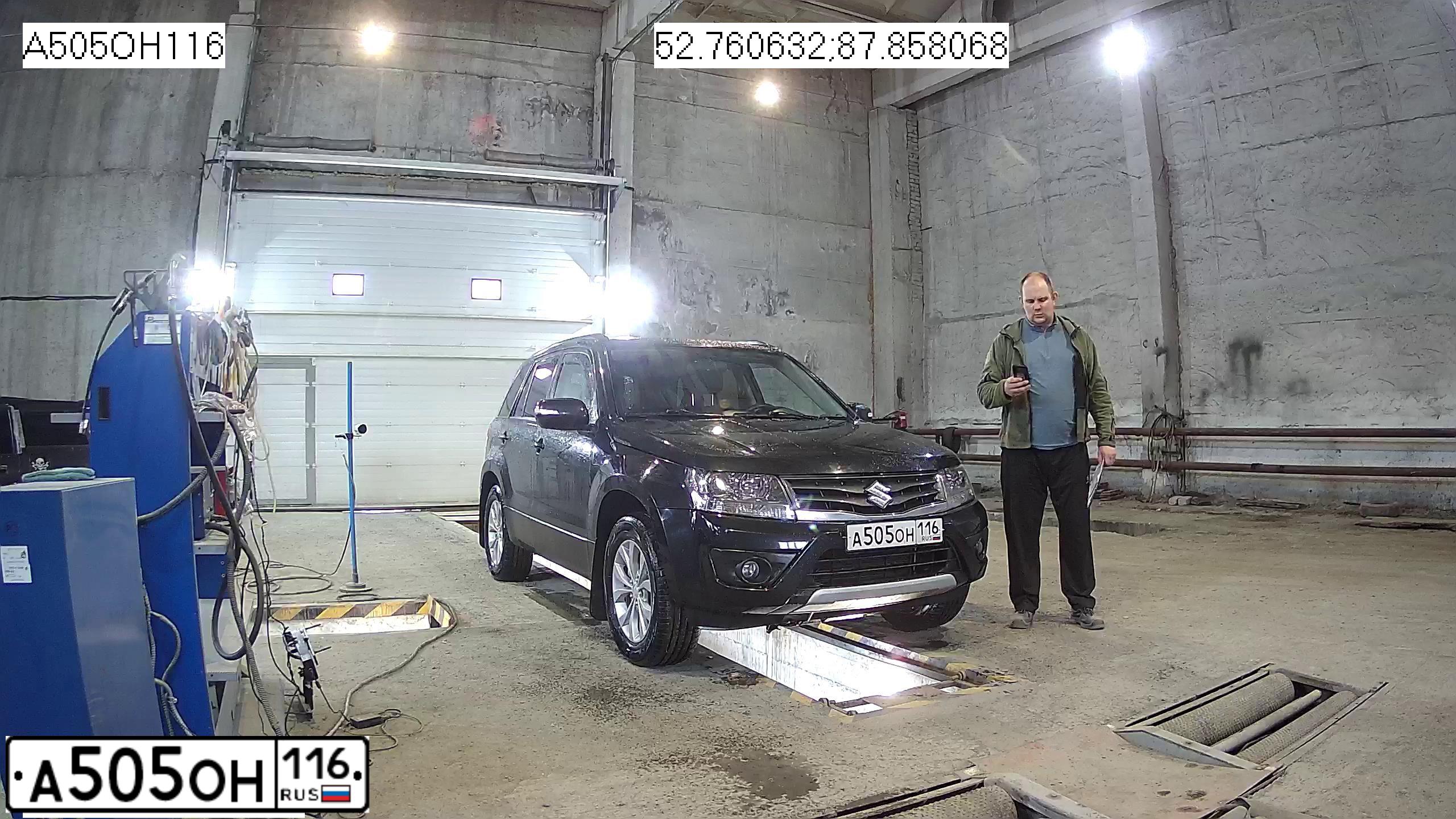 Фото автомобиля SUZUKI /GRAND/ VITARA, 2013 — госномер А717ВР116. Цвет: ЧЕРНЫЙ