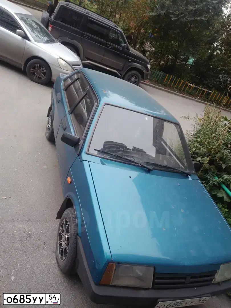 Фото автомобиля LADA 2109 SAMARA, 1997 — госномер О685УУ54. Цвет: АКВАМАРИН