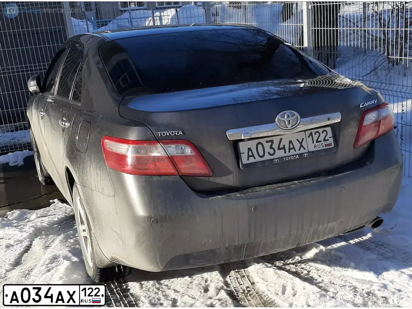 Фото автомобиля ТОЙОТА КАМРИ, 2009 — госномер В318МА122. Цвет: СЕРЫЙ МЕТАЛЛИК