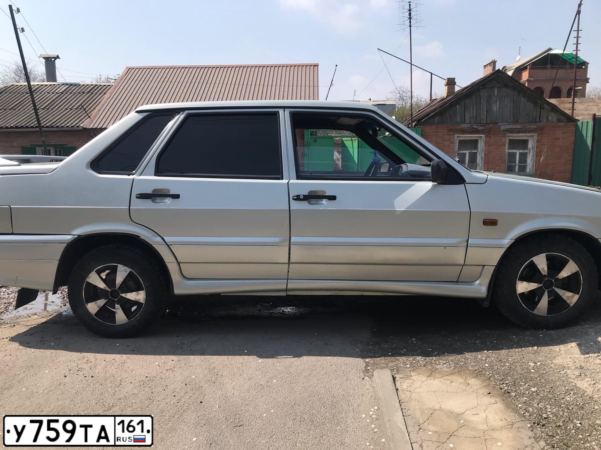 Фото автомобиля LADA 2115 SAMARA, 2006 — госномер У310ЕР761. Цвет: СЕРЕБРИСТО-БЕЖЕВЫЙ
