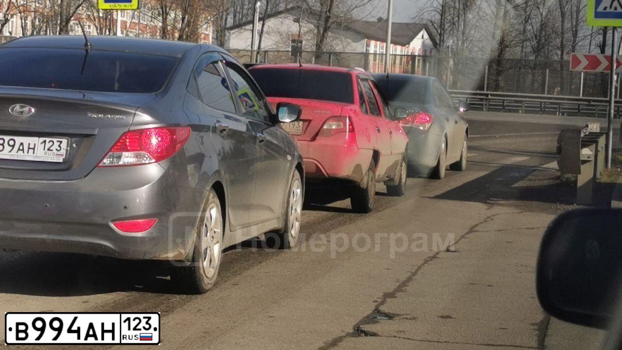Фото автомобиля HONDA CIVIC, 2008 — госномер О084ХР790. Цвет: Белый