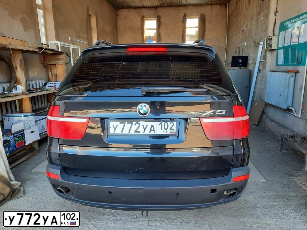 Фото автомобиля BMW X5, 2007 — госномер У772УА102. Цвет: ЧЕРНЫЙ