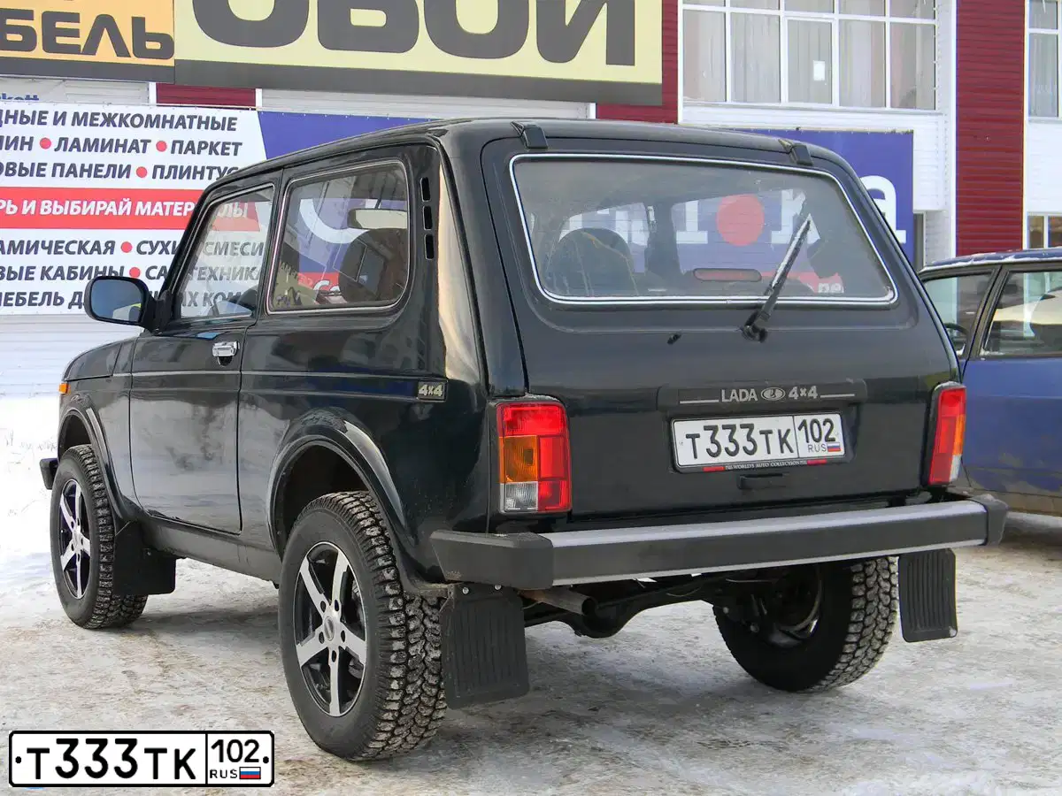 Фото автомобиля LADA 2121 NIVA, 2011 — госномер В404ТТ702. Цвет: Темно-зеленый