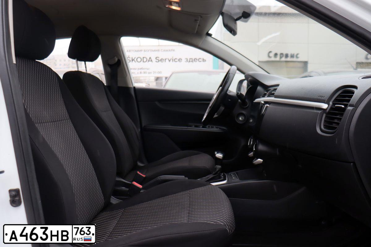 Фото автомобиля KIA RIO, 2018 — госномер К665ЕН156