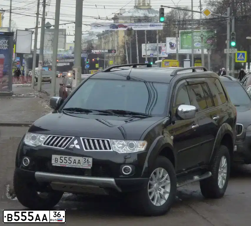 Фото автомобиля BOGDAN 2110, 2012 — госномер Т083ЕН181