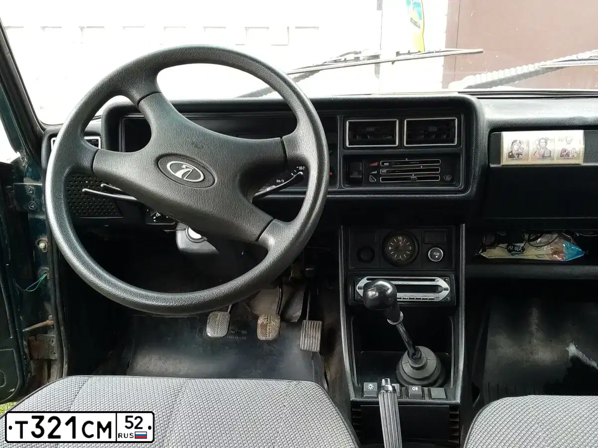 Фото автомобиля LADA 2107, 2007 — госномер Х227РТ152. Цвет: Темно-зеленый