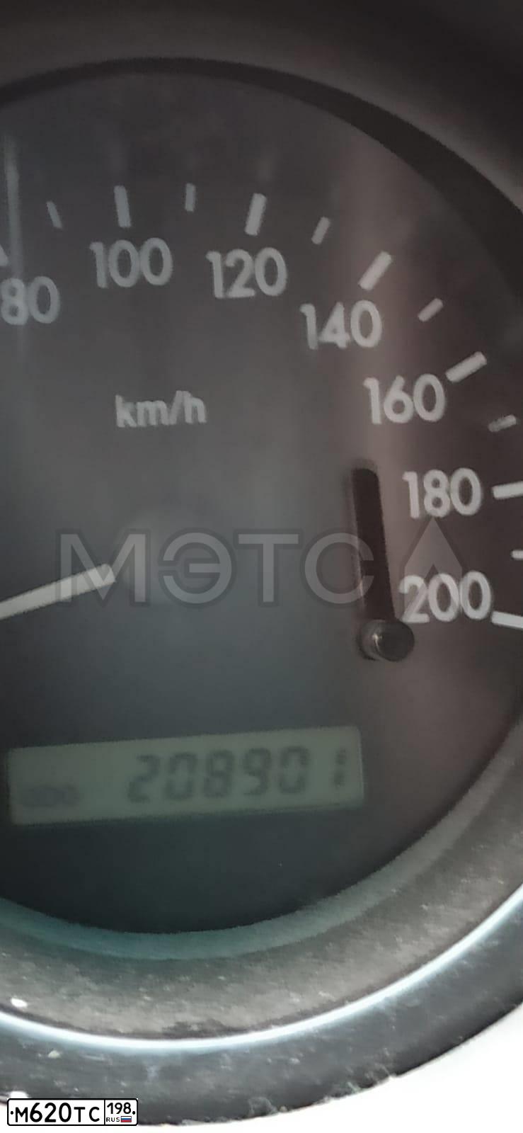 Фото автомобиля CHEVROLET AVEO, 2005 — госномер М620ТС198. Цвет: СЕРЕБРИСТЫЙ