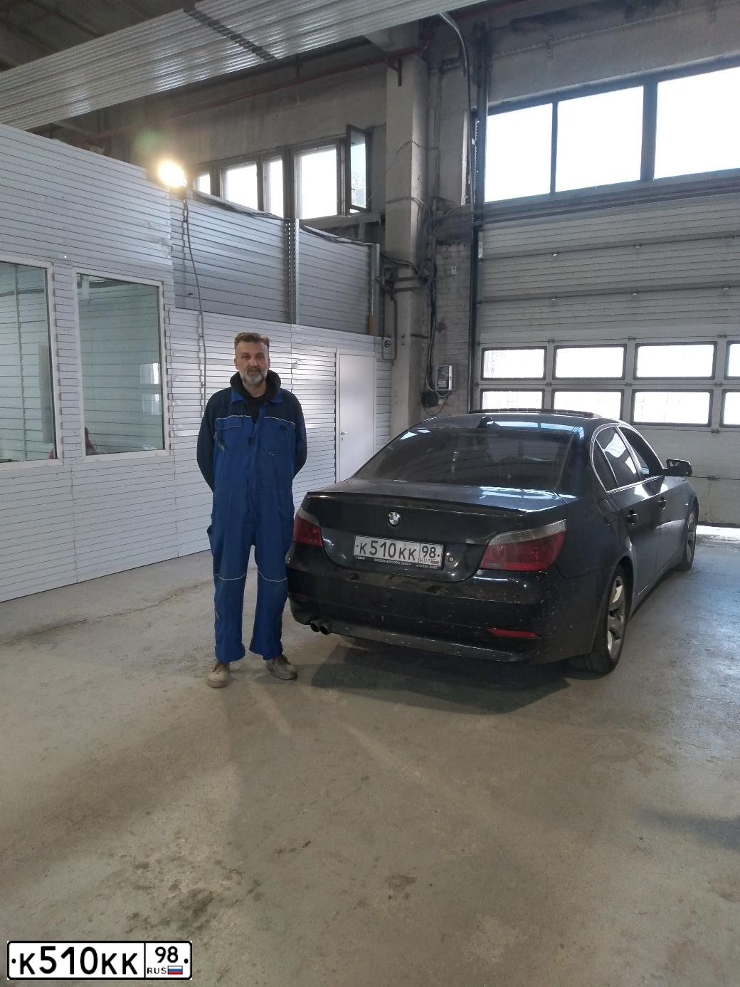 Фото автомобиля БМВ520 IА, 1996 — госномер О600ВН60. Цвет: ТЕМНО-СЕРЫЙ