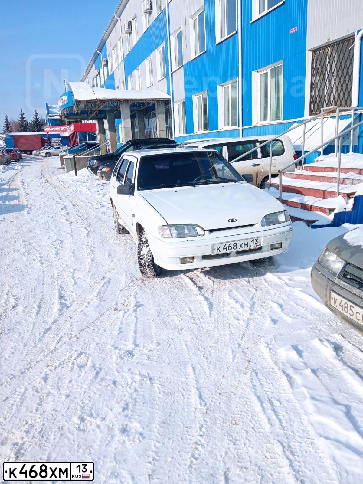 Фото автомобиля LADA 2114 SAMARA, 2009 — госномер М703ТС790. Цвет: Белый