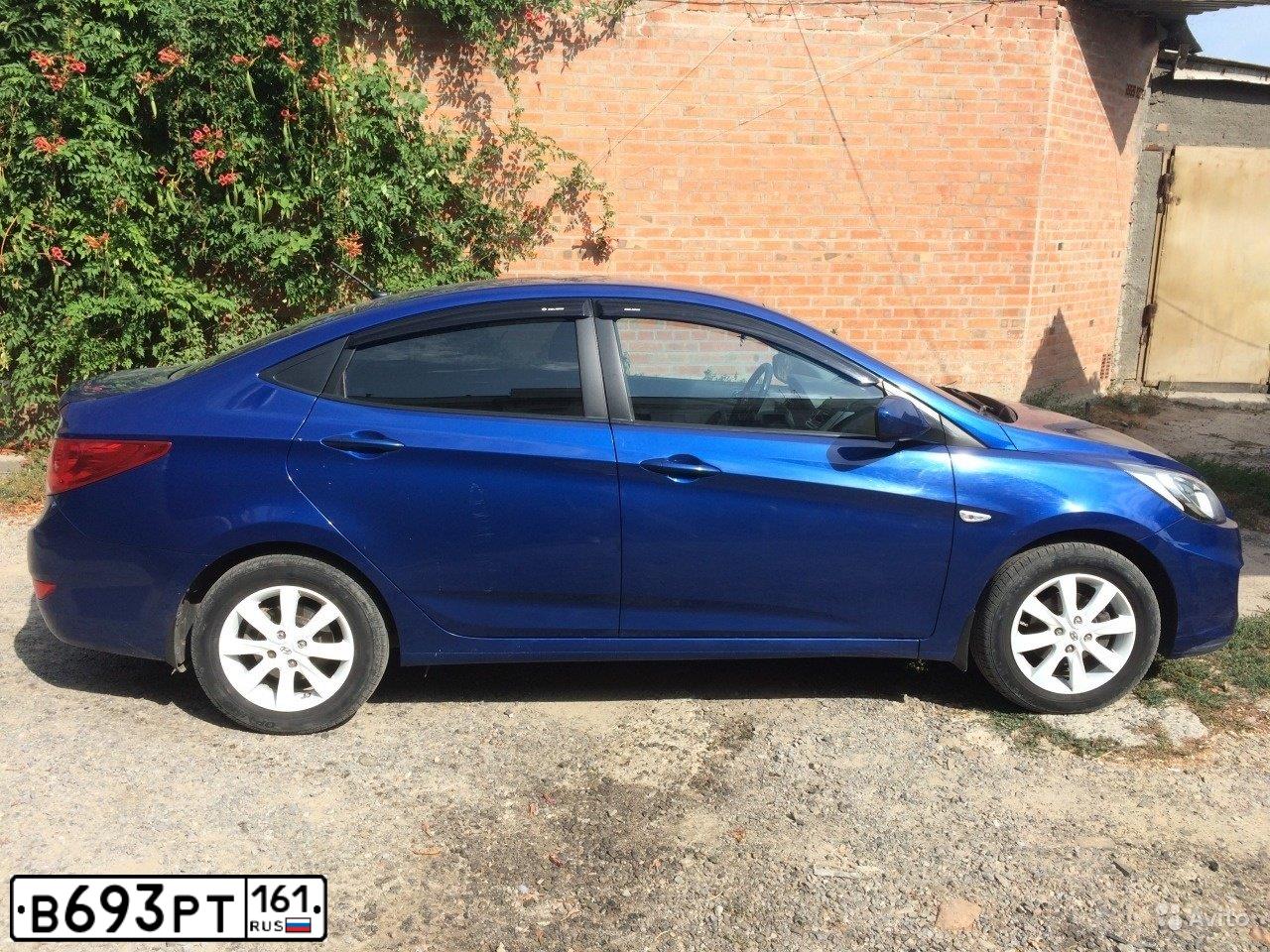 Фото автомобиля HYUNDAI SOLARIS, 2012 — госномер В779СЕ82. Цвет: ТЕМНО-СИНИЙ