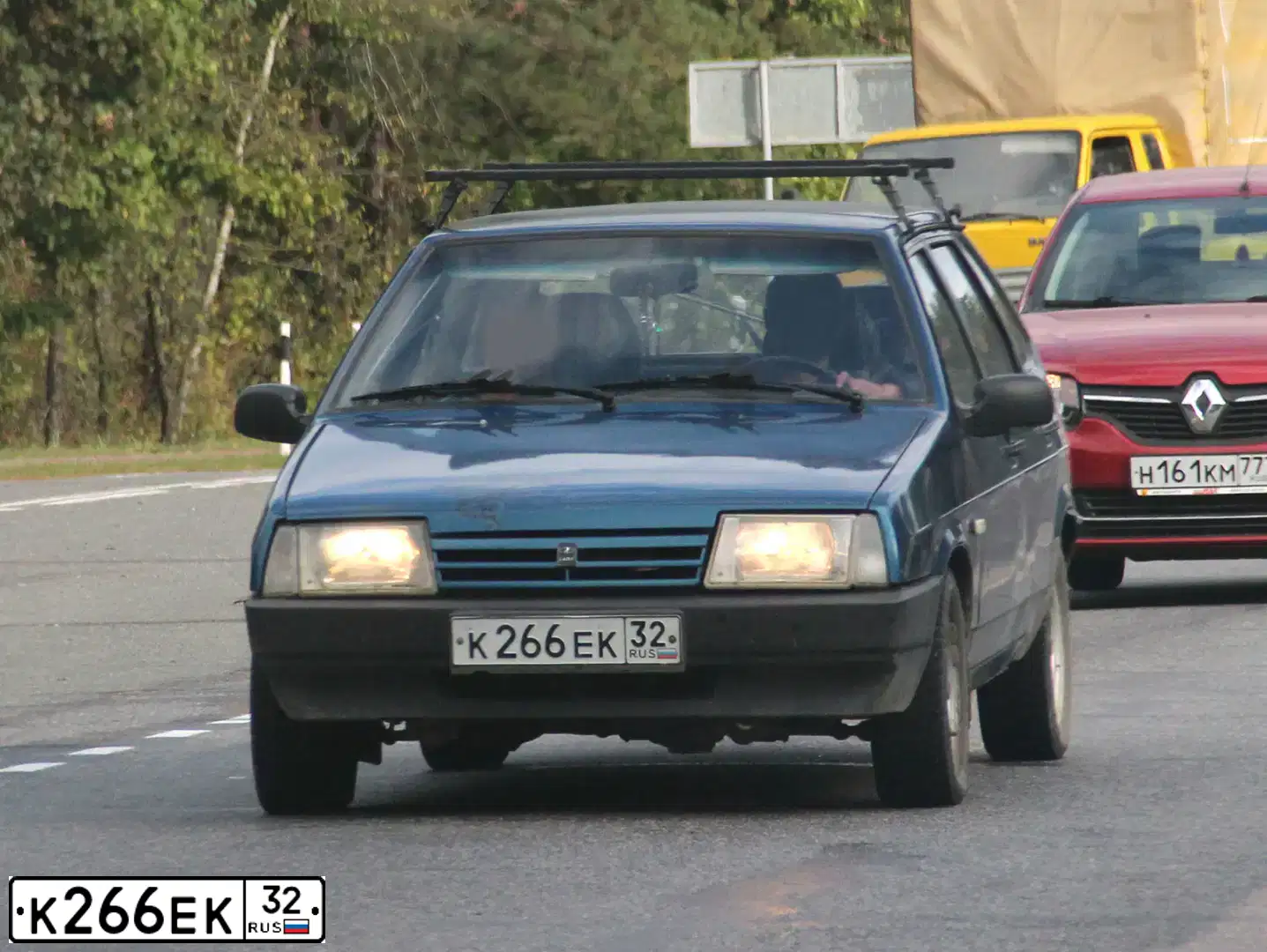 Фото автомобиля LADA 2109 SAMARA, 1997 — госномер К266ЕК32. Цвет: СИНИЙ