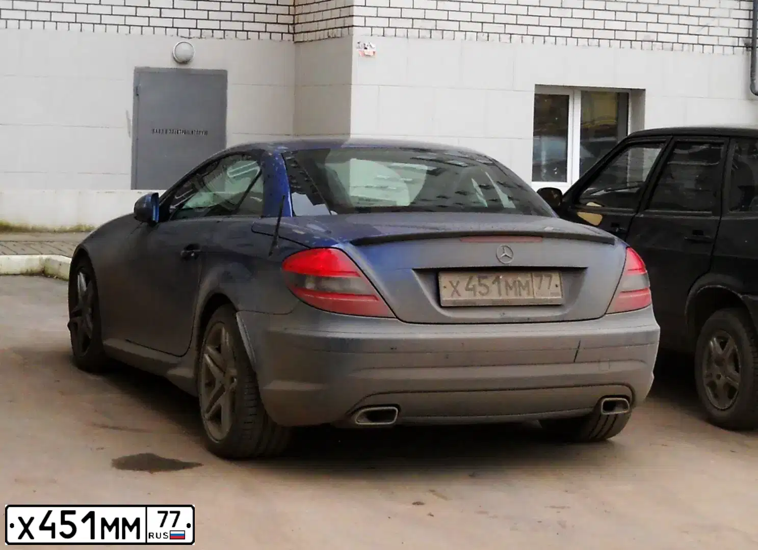 Фото автомобиля MERCEDES SLK-KLASSE, 2008 — госномер К117ОО177. Цвет: СИНИЙ