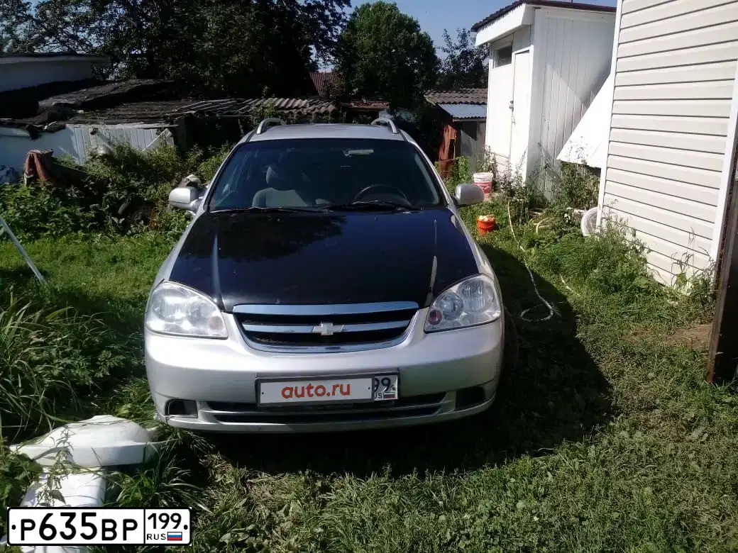 Фото автомобиля CHEVROLET LACETTI, 2008 — госномер В515ХО164. Цвет: СЕРЕБРИСТЫЙ