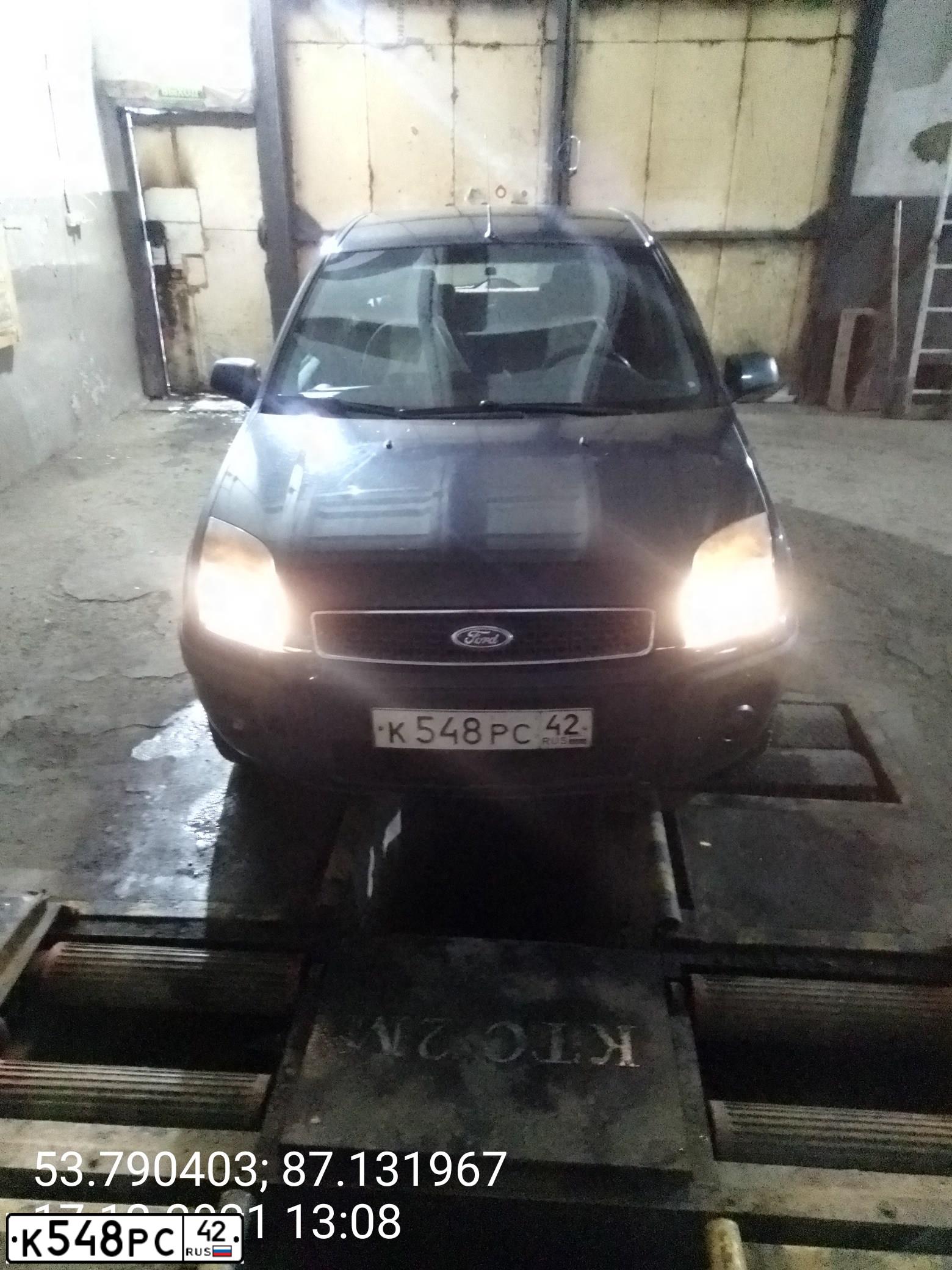 Фото автомобиля FORD FUSION, 2006 — госномер К548РС42. Цвет: ТЕМНО-СЕРЫЙ