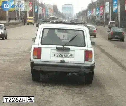 Фото автомобиля ВАЗ 21043, 1998 — госномер Т226АН36. Цвет: БЕЛЫЙ