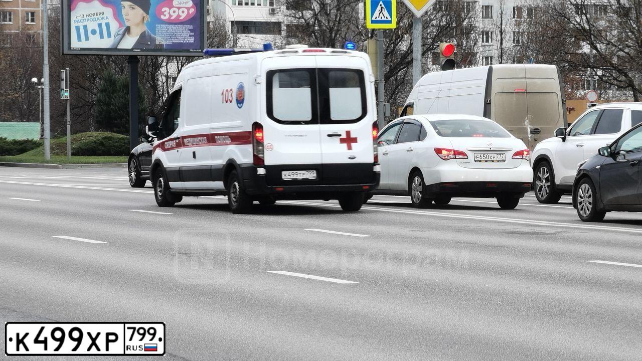 Фото автомобиля FORD FOCUS, 2011 — госномер Т035КВ790. Цвет: Серебристый