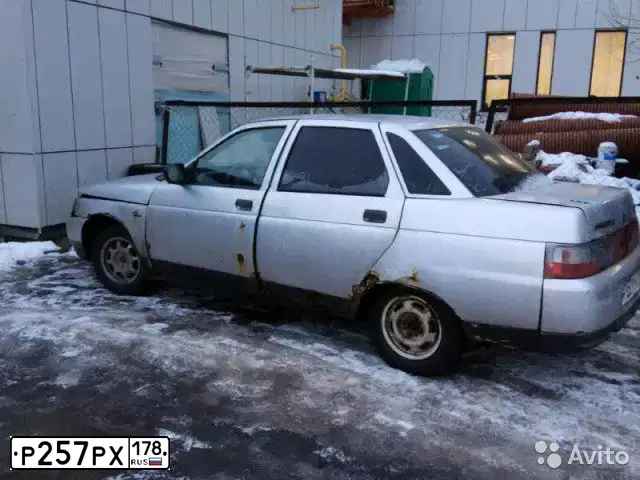 Фото автомобиля LADA 2110, 2002 — госномер К640ЕХ98. Цвет: Серебристый