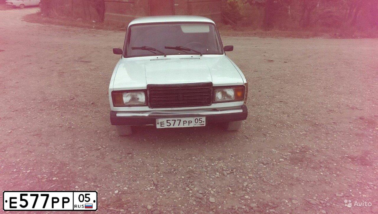 Фото автомобиля VAZ 2107 LADA, 2000 — госномер Е577РР05. Цвет: ЯРКО-БЕЛЫЙ