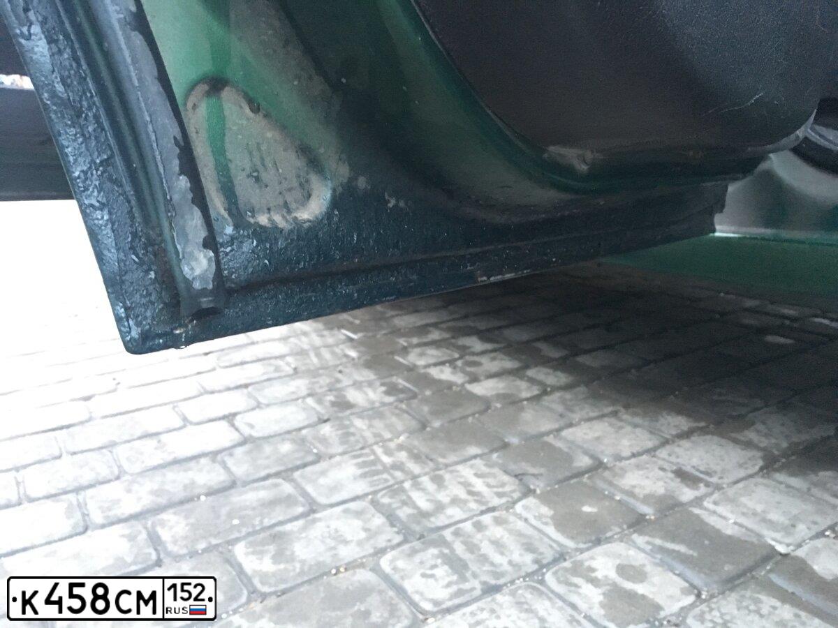 Фото автомобиля OPEL VECTRA, 1996 — госномер Е097ЕМ90. Цвет: ЗЕЛЕНЫЙ