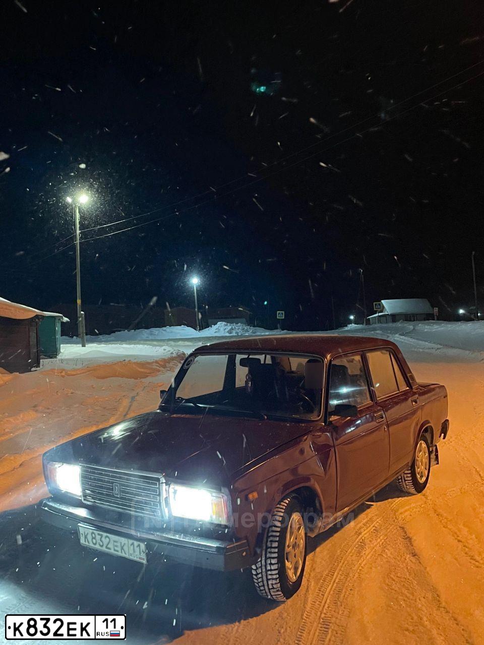 Фото автомобиля LADA 2107, 2002 — госномер К832ЕК11. Цвет: ТЕМНО-БОРДОВЫЙ