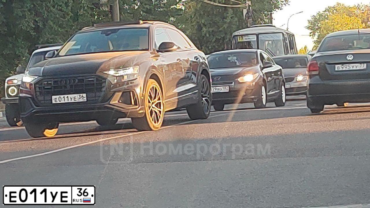 Фото автомобиля HONDA ACCORD, 2008 — госномер Е011УЕ36. Цвет: ЧЕРНЫЙ