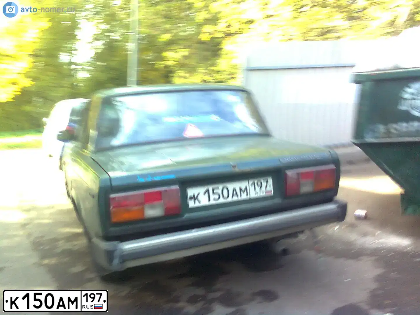 Фото автомобиля LADA 2105, 1999 — госномер М807УА177. Цвет: ЗЕЛЕНЫЙ