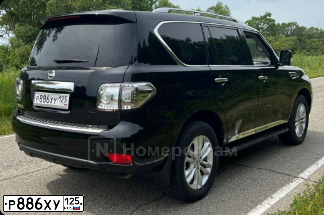 Фото автомобиля NISSAN PATROL, 2012 — госномер Р888СС62. Цвет: ЧЕРНЫЙ