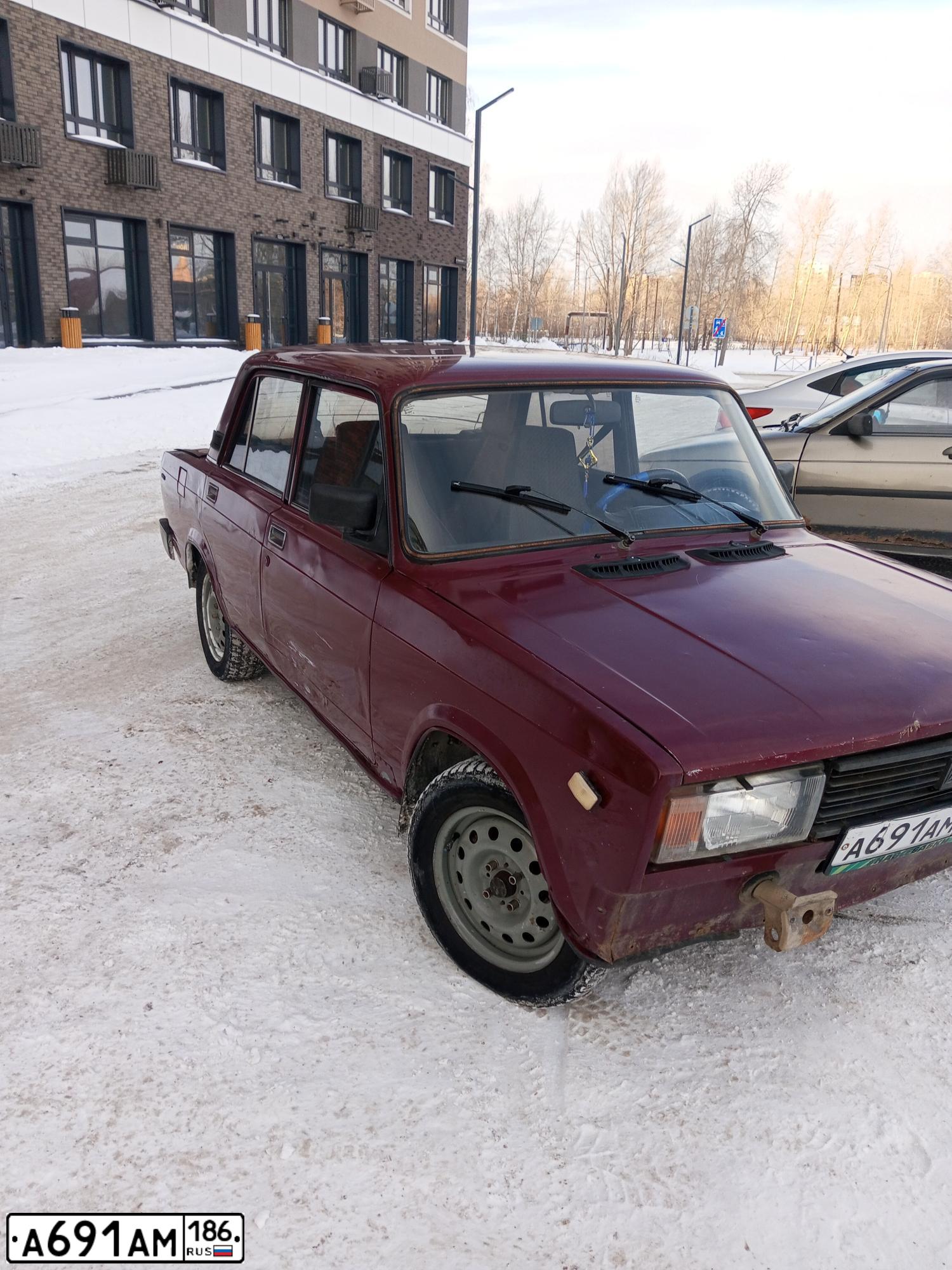 Фото автомобиля LADA 2105, 2000 — госномер А691АМ186. Цвет: ТЕМНО-БОРДОВЫЙ