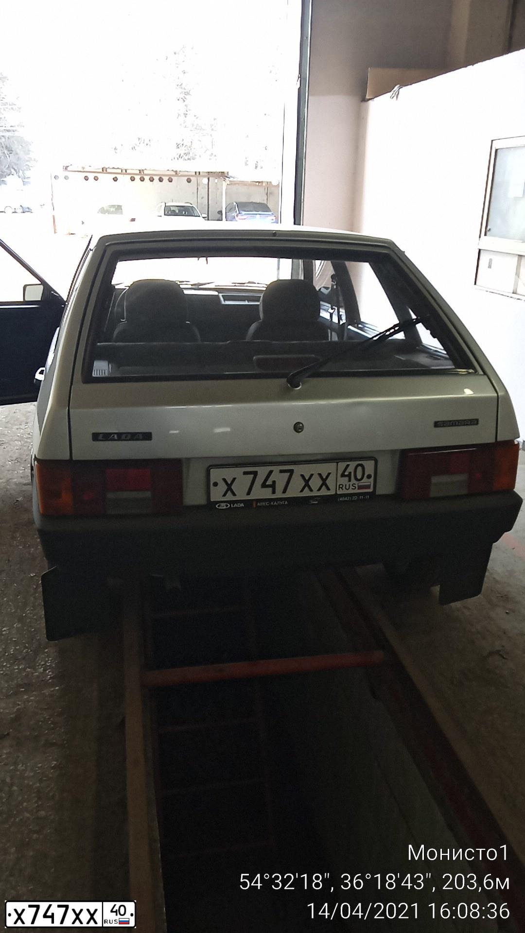 Фото автомобиля VOLKSWAGEN PASSAT, 2012 — госномер О068ОХ799. Цвет: СЕРЕБРИСТЫЙ