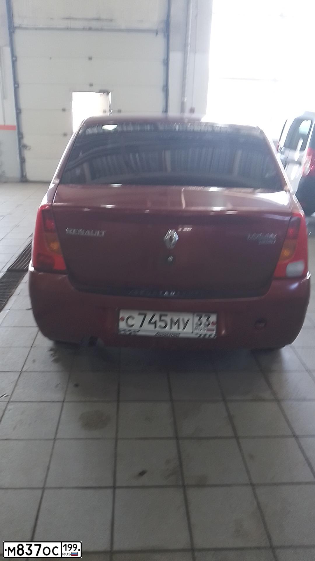 Фото автомобиля NISSAN X-TRAIL, 2008 — госномер М837ОТ199. Цвет: СЕРЫЙ