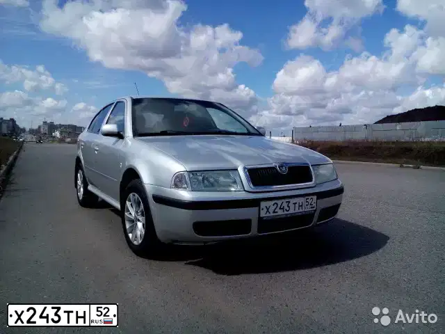 Фото автомобиля SKODA OCTAVIA, 2004 — госномер Н436АР136. Цвет: БЕЛЫЙ(СЕРЕБРИСТЫЙ