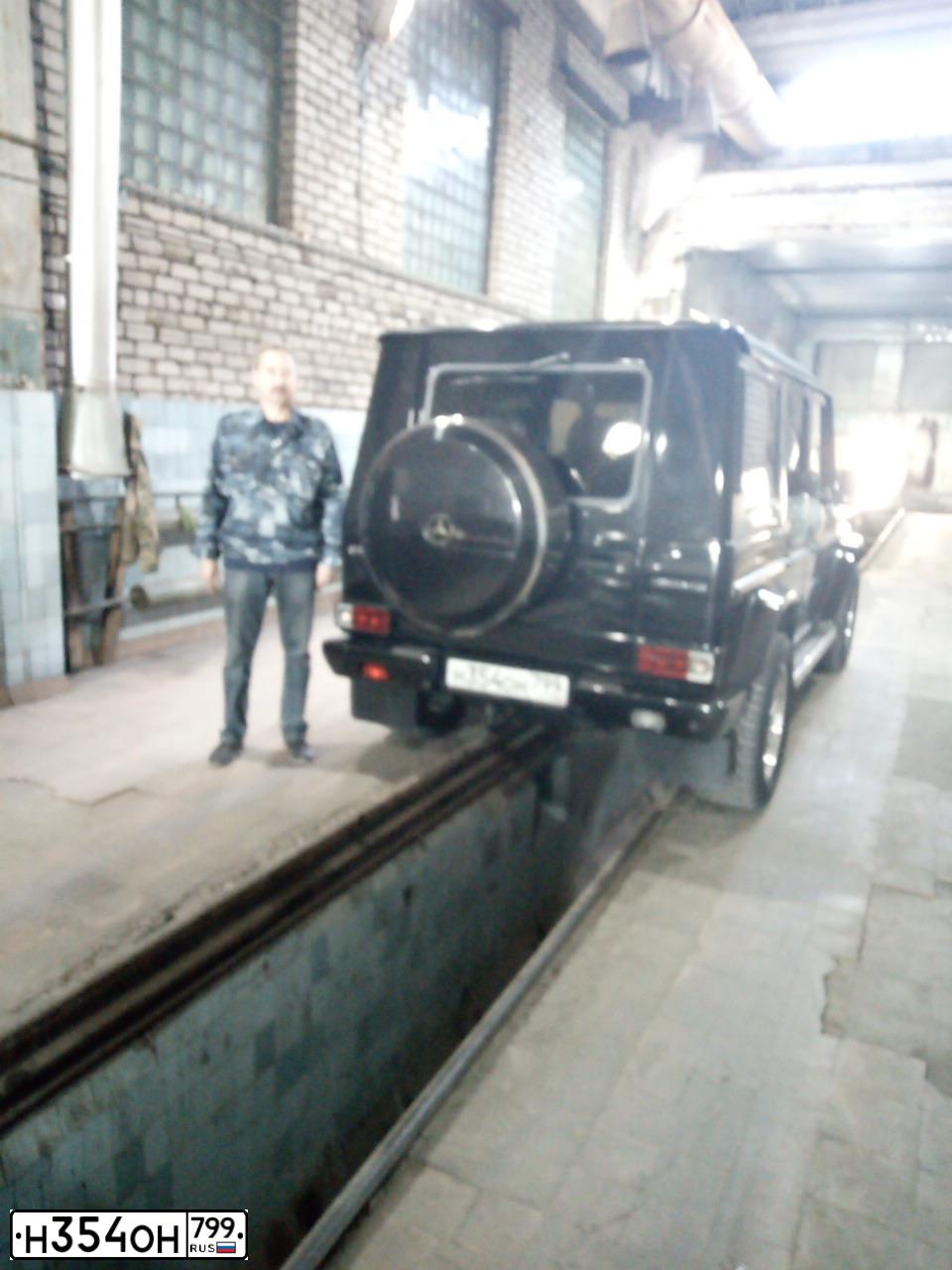Фото автомобиля MERCEDES G-KLASSE, 2003 — госномер Н354ОН799. Цвет: ЧЕРНЫЙ
