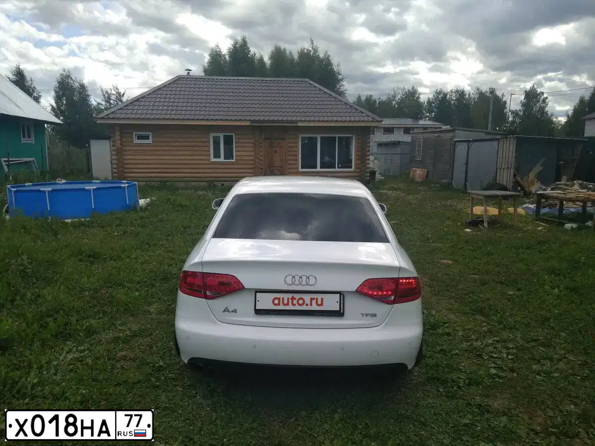 Фото автомобиля АУДИ А4, 2010 — госномер М986ТА35. Цвет: БЕЛЫЙ ЧЕРНЫЙ