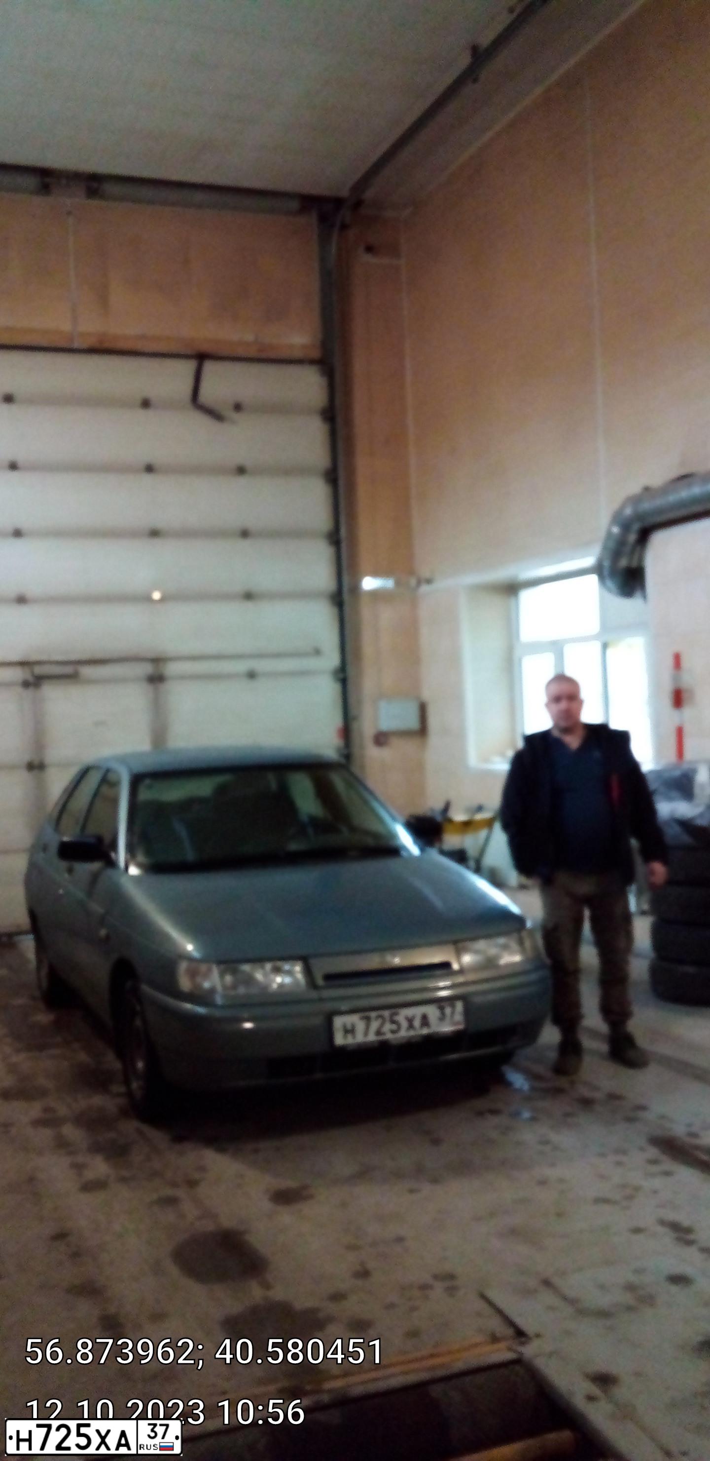 Фото автомобиля LADA 2112, 2003 — госномер В371СО37. Цвет: СЕРО-ЗОЛОТИСТЫЙ