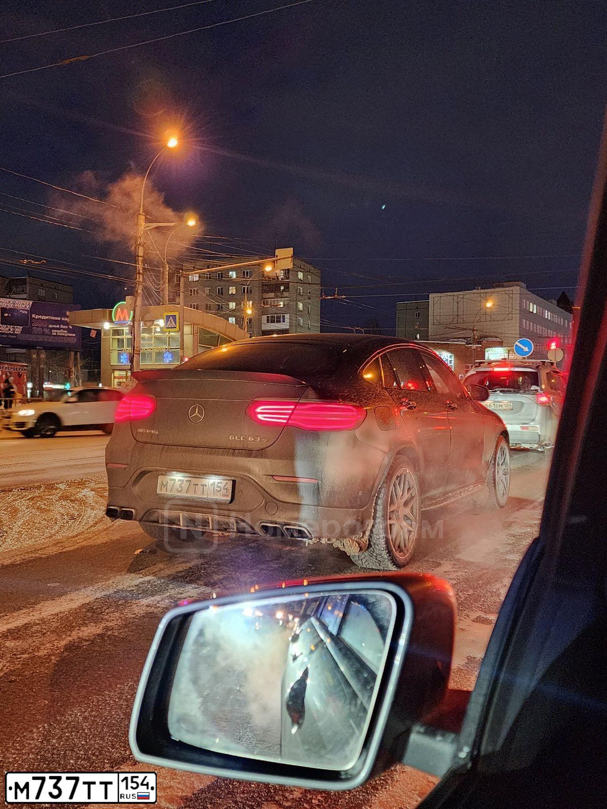 Фото автомобиля MERCEDES GLC-KLASSE, 2018 — госномер К666КК02. Цвет: ЧЕРНЫЙ