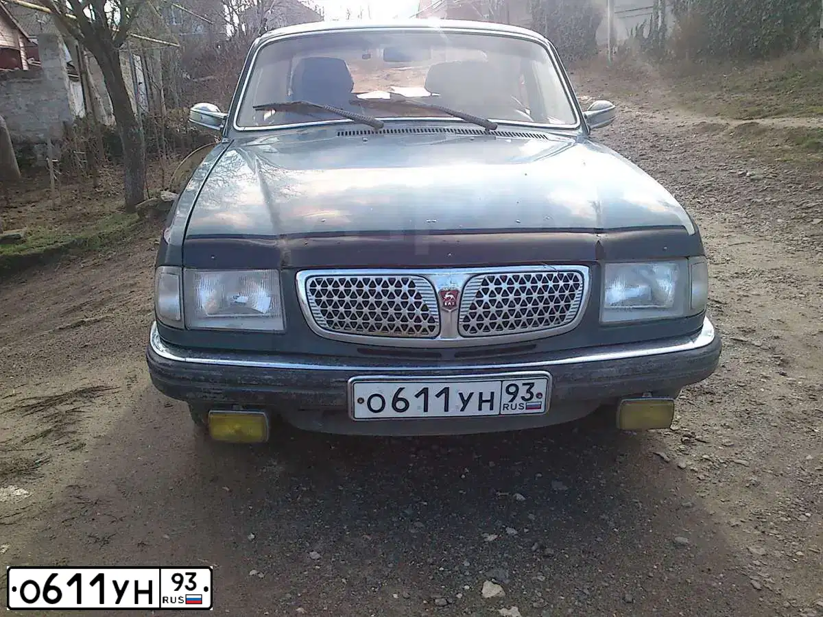 Фото автомобиля MERCEDES E-KLASSE, 1980 — госномер О611УМ93. Цвет: ЗЕЛЕНЫЙ