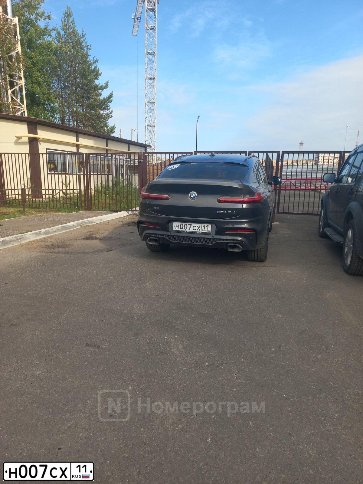 Фото автомобиля NISSAN QASHQAI, 2014 — госномер Н007СХ11. Цвет: Красный